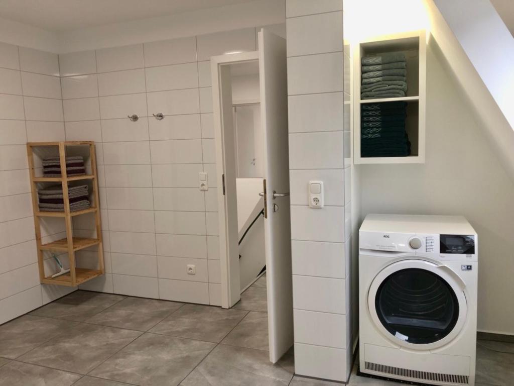 Dachgeschosswohnung Mit Seeblick Ahrensbok Buitenkant foto