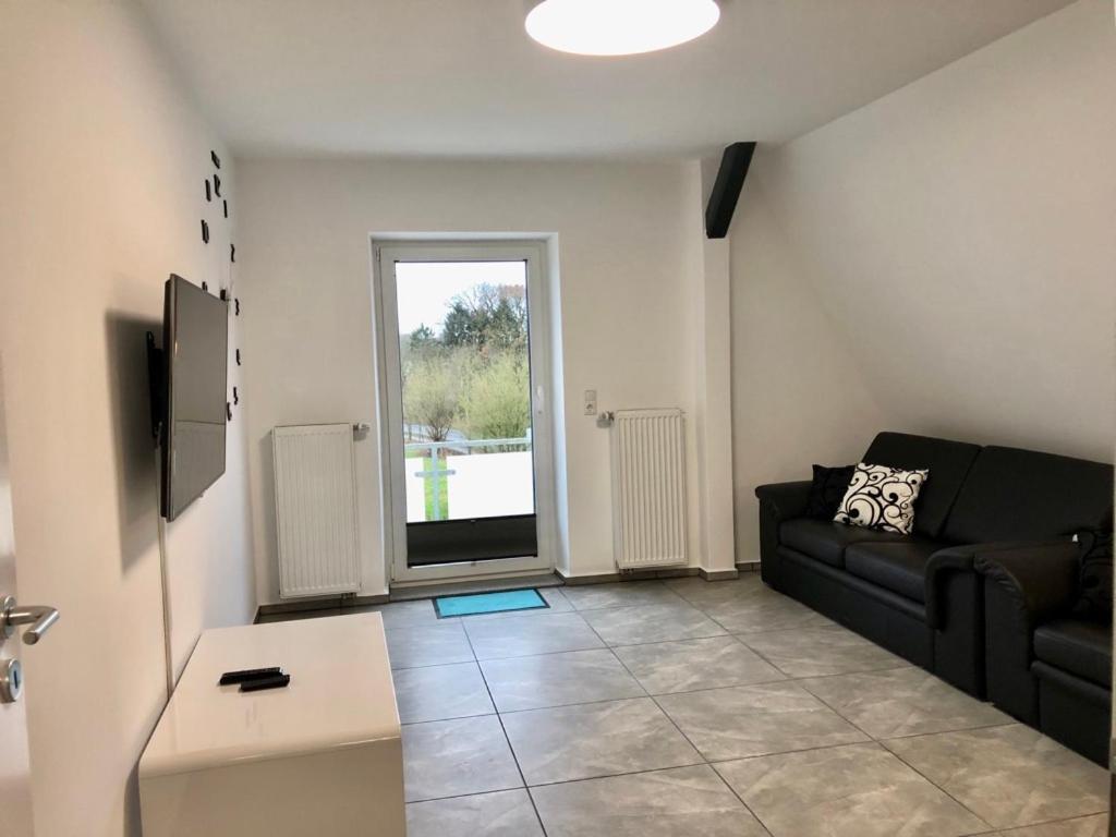 Dachgeschosswohnung Mit Seeblick Ahrensbok Buitenkant foto