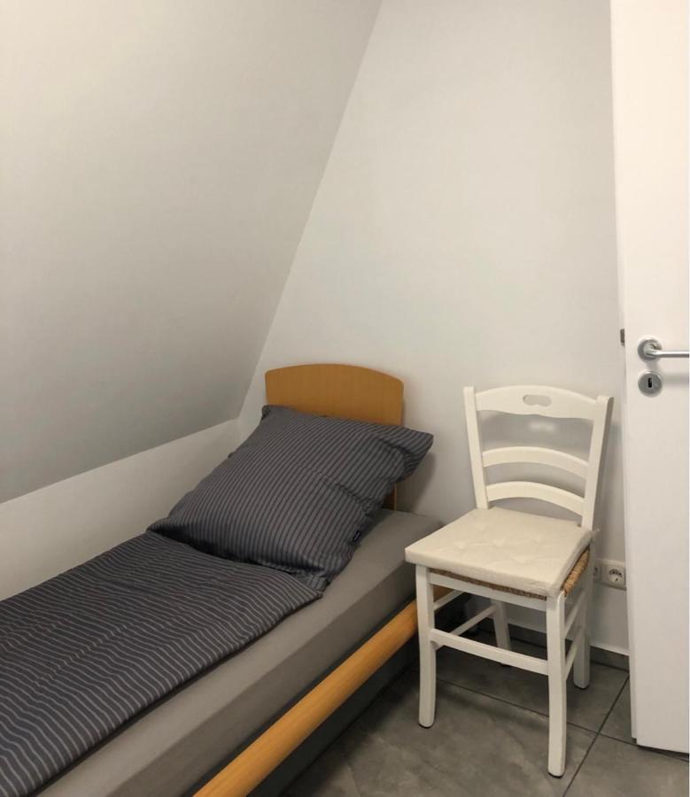 Dachgeschosswohnung Mit Seeblick Ahrensbok Buitenkant foto