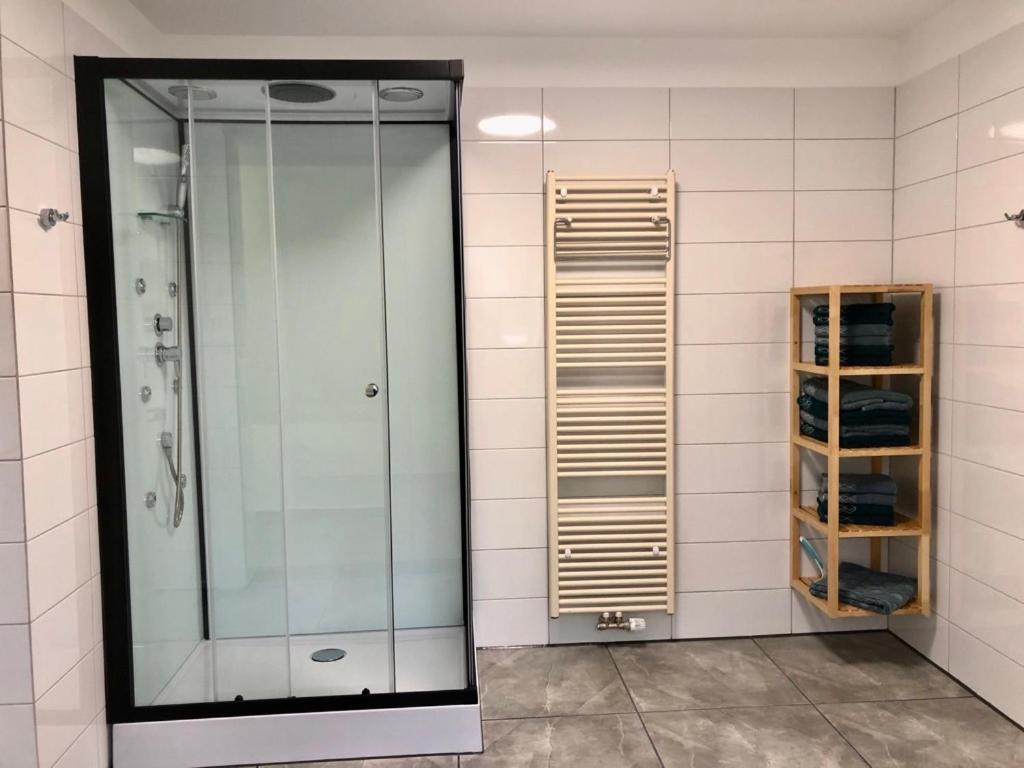 Dachgeschosswohnung Mit Seeblick Ahrensbok Buitenkant foto