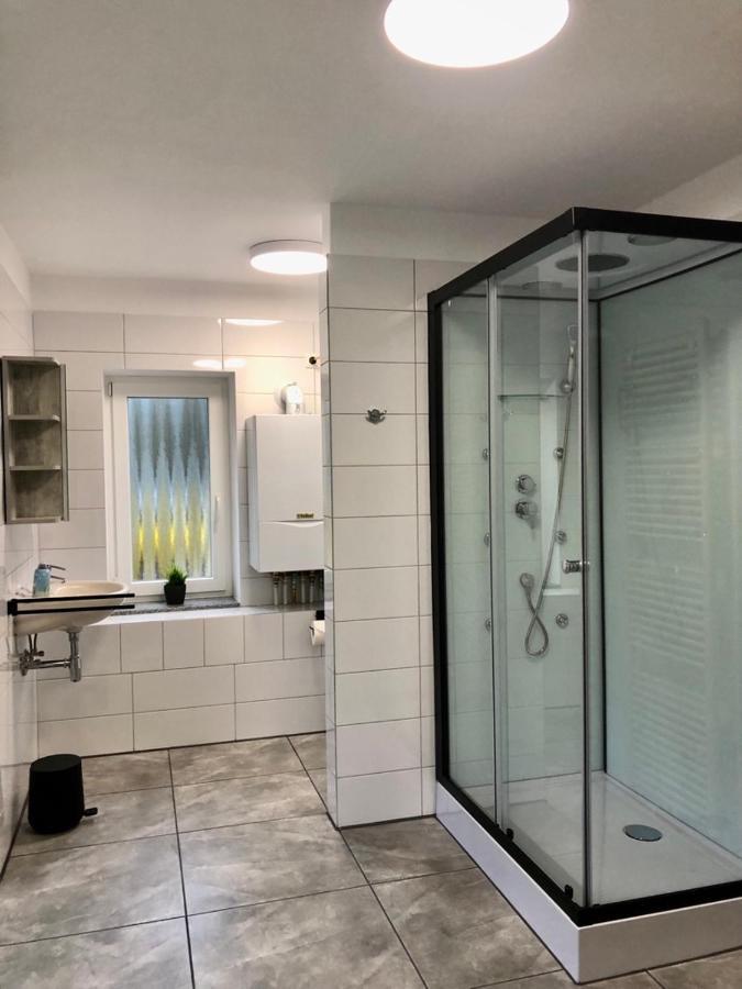 Dachgeschosswohnung Mit Seeblick Ahrensbok Buitenkant foto