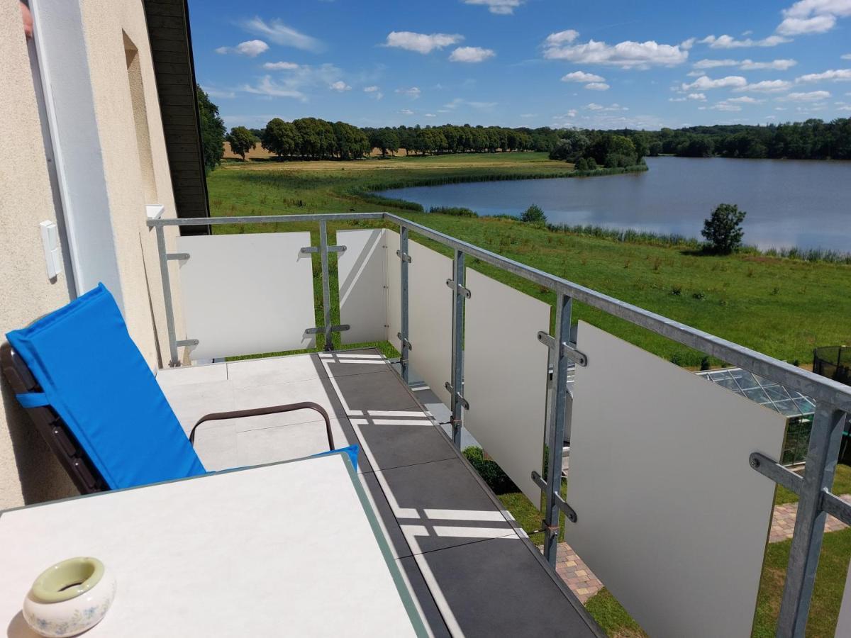 Dachgeschosswohnung Mit Seeblick Ahrensbok Buitenkant foto